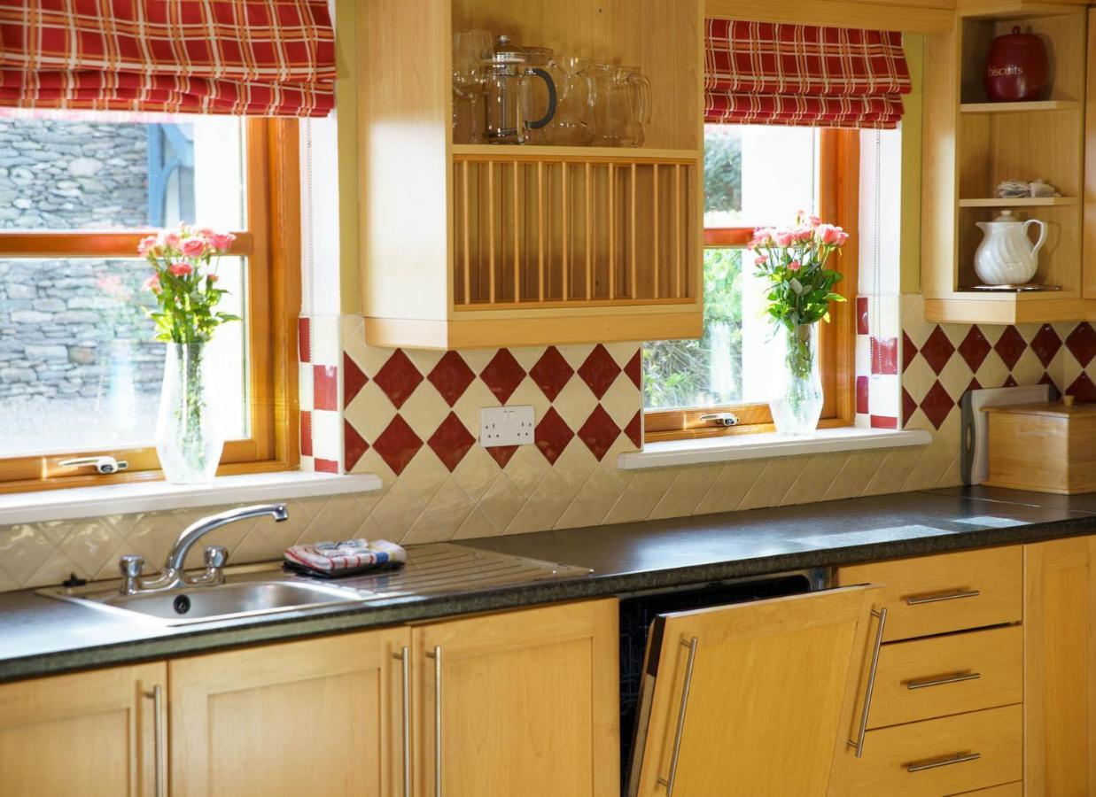 Dingle Courtyard Holiday Homes 3 Bed By Trident Holiday Homes Exteriör bild