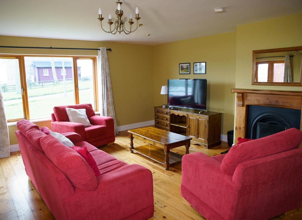 Dingle Courtyard Holiday Homes 3 Bed By Trident Holiday Homes Exteriör bild